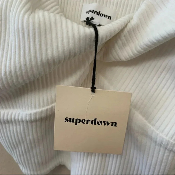 superdown jules tie strap top in white size small NWT new - Picture 6 of 7